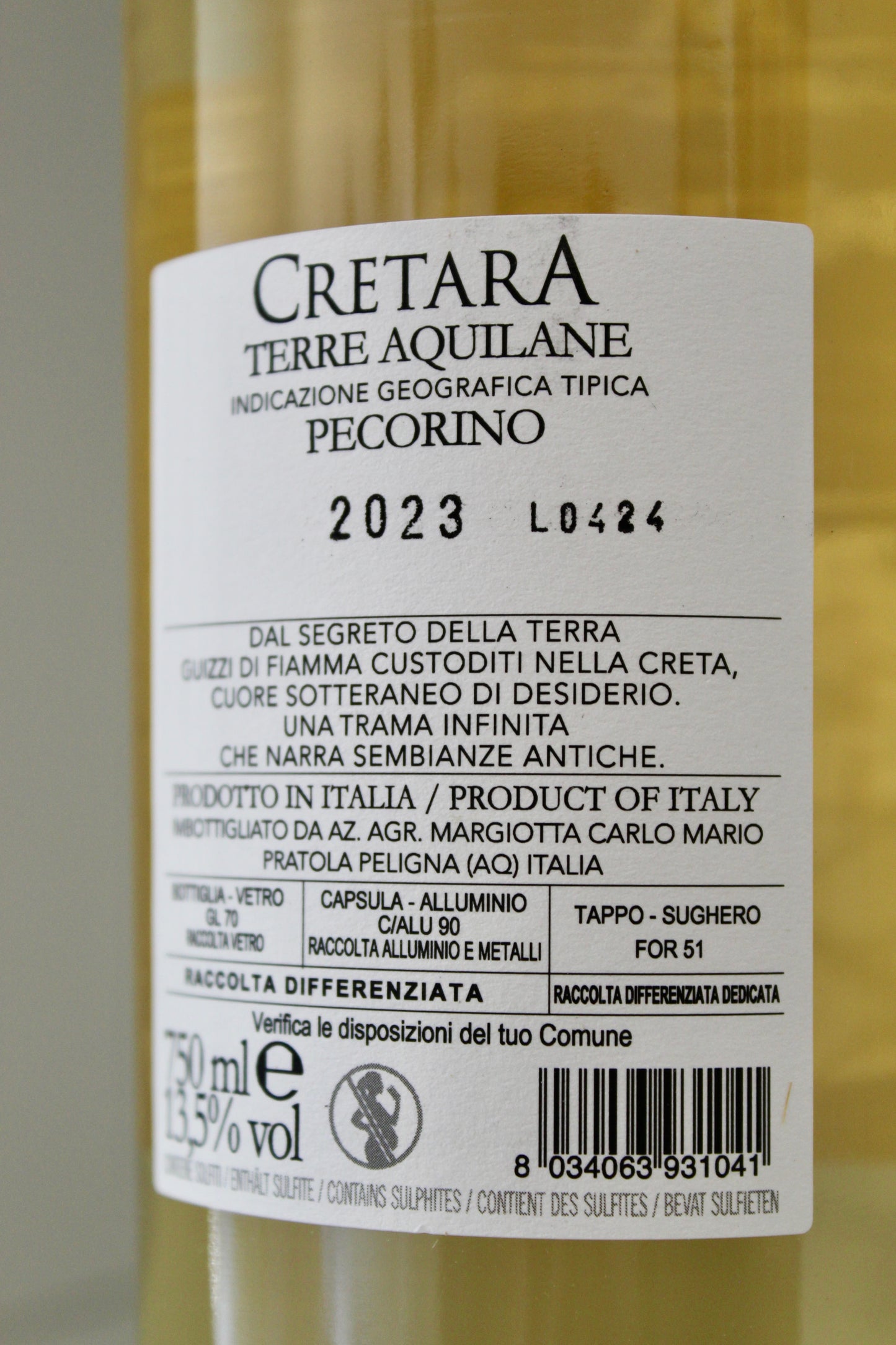 etichetta di una bottiglia di vino creare di Cantina Margiotta